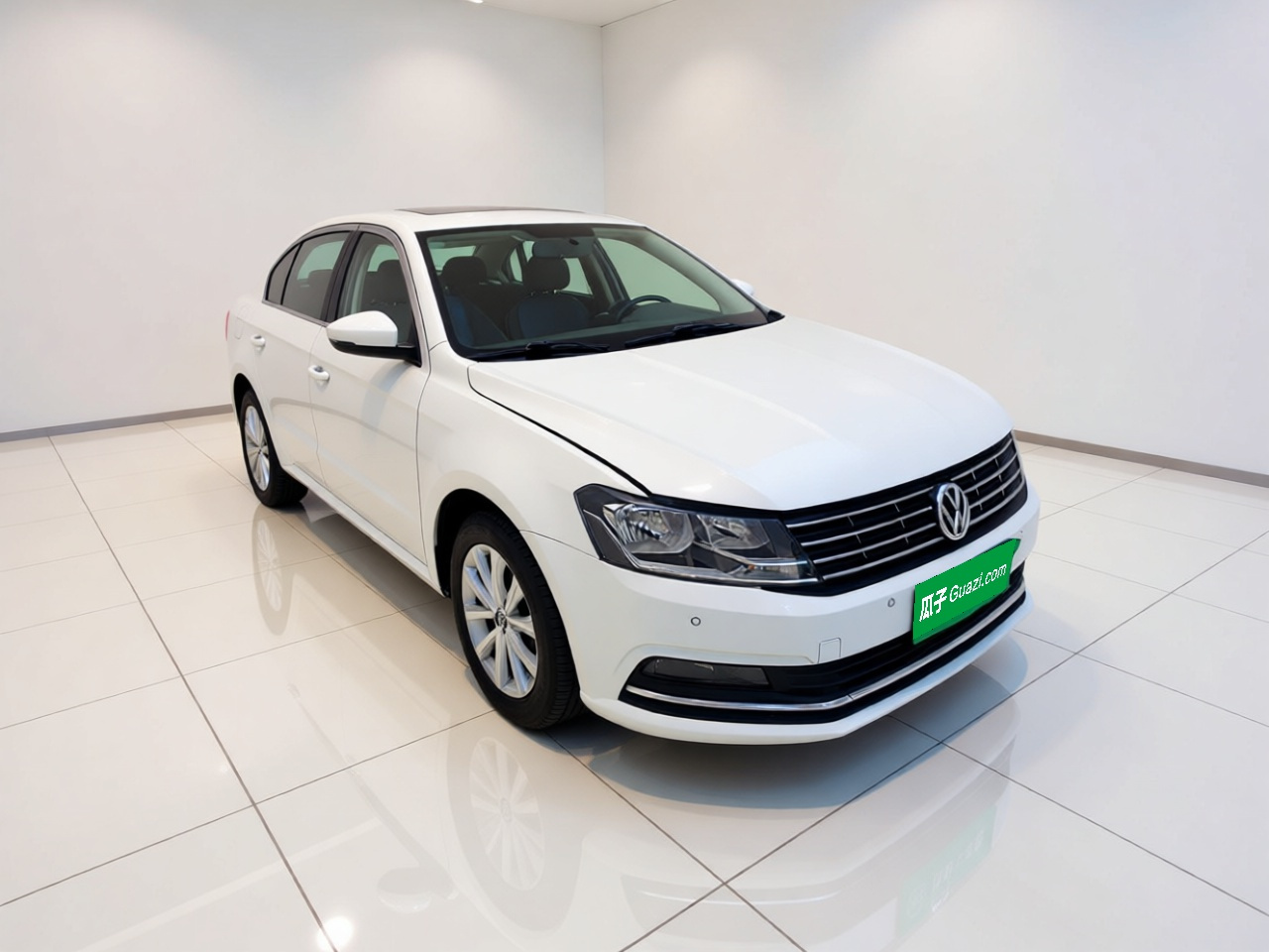 Lavida 2017 1.6L AT Comfort photo 3