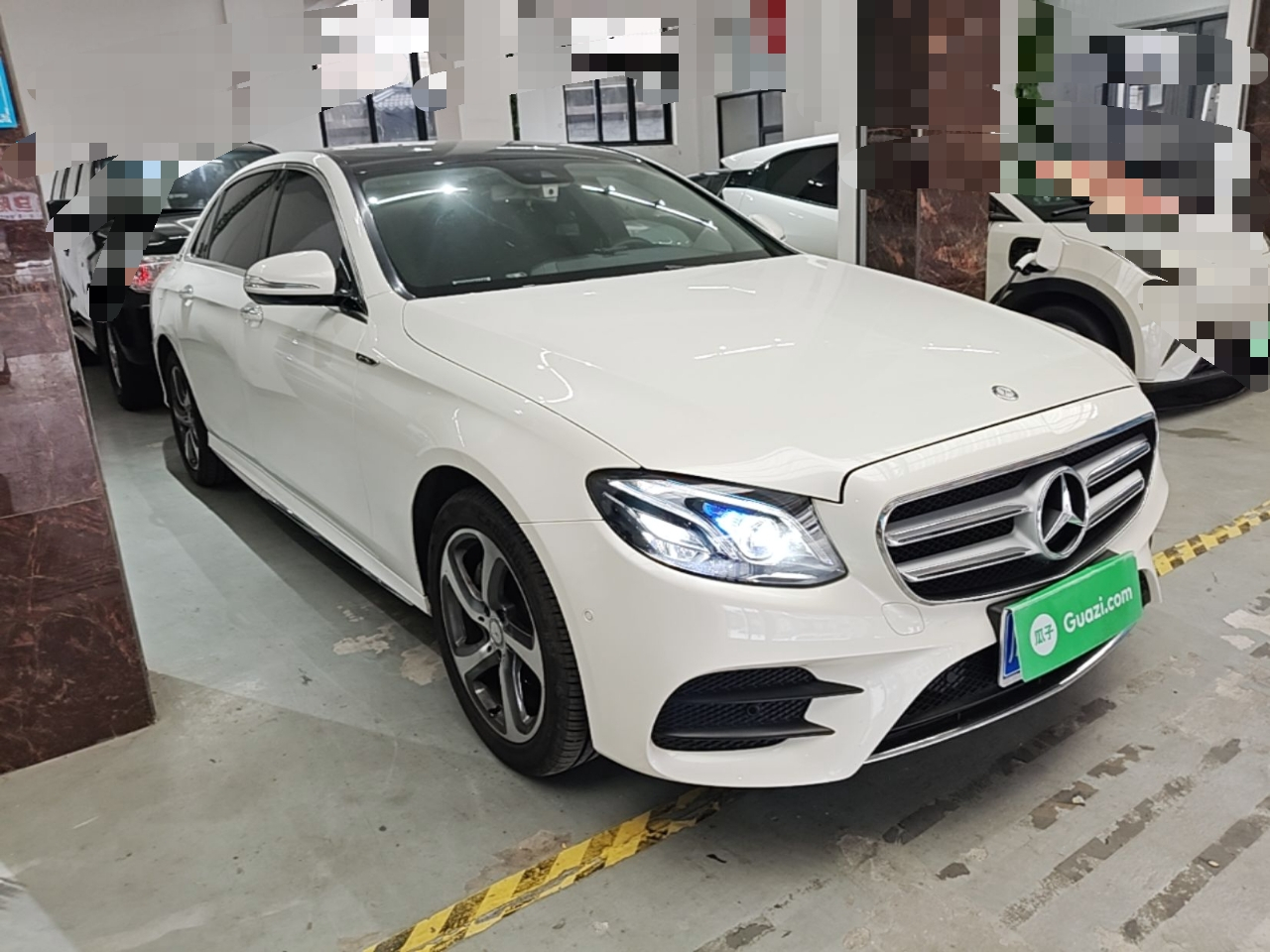 E-Class 2017 E 200 L Sport 4MATIC photo 3