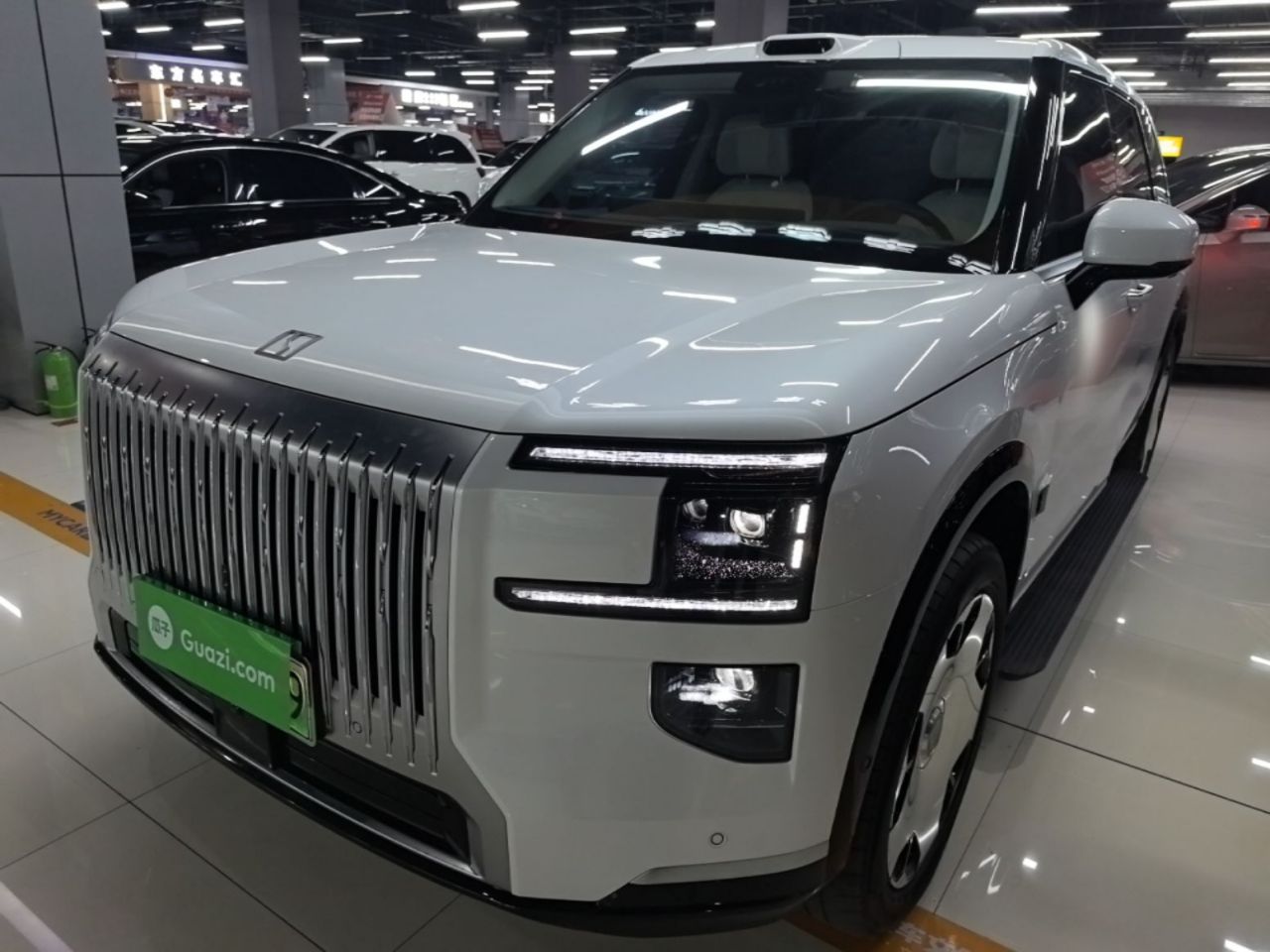 9X 2025 Hyper 70kWh 6-Seater