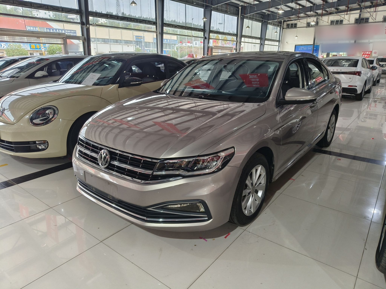 Bora 2019 1.5L MT Comfort