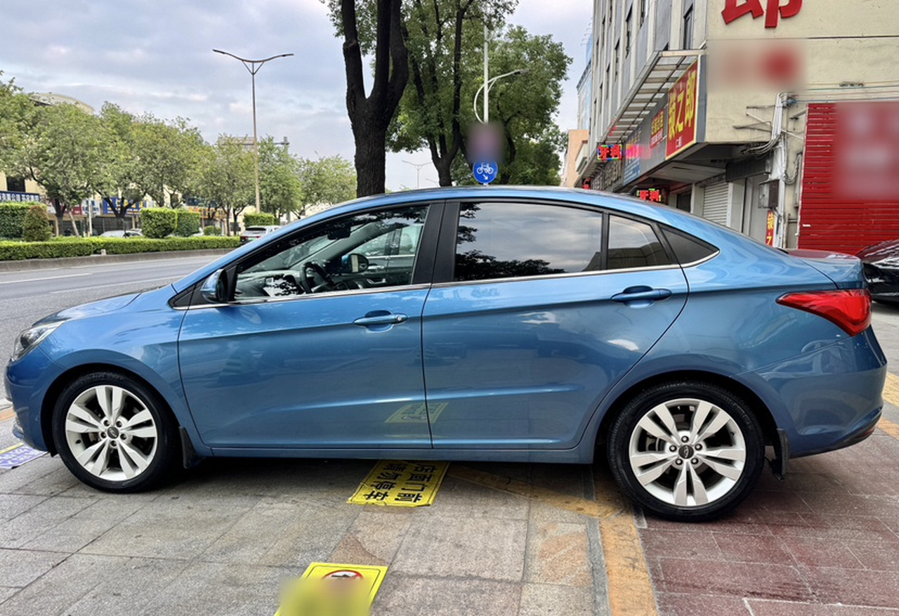 Arrizo 5 2016 1.5L CVT photo 4
