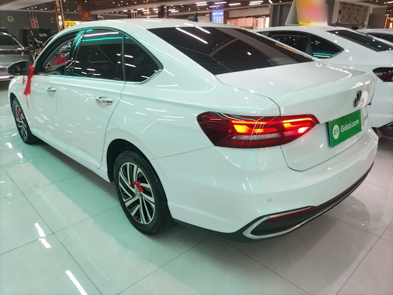 Lavida 2023 Facelift 1.5L AT photo 4