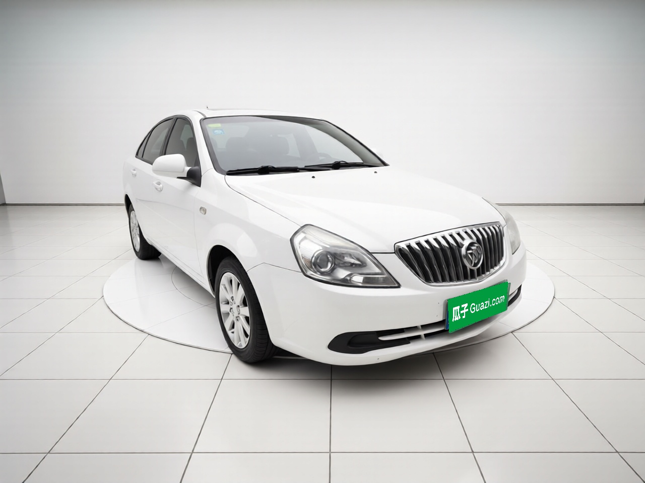 Excelle 2015 1.5L AT Classic photo 3