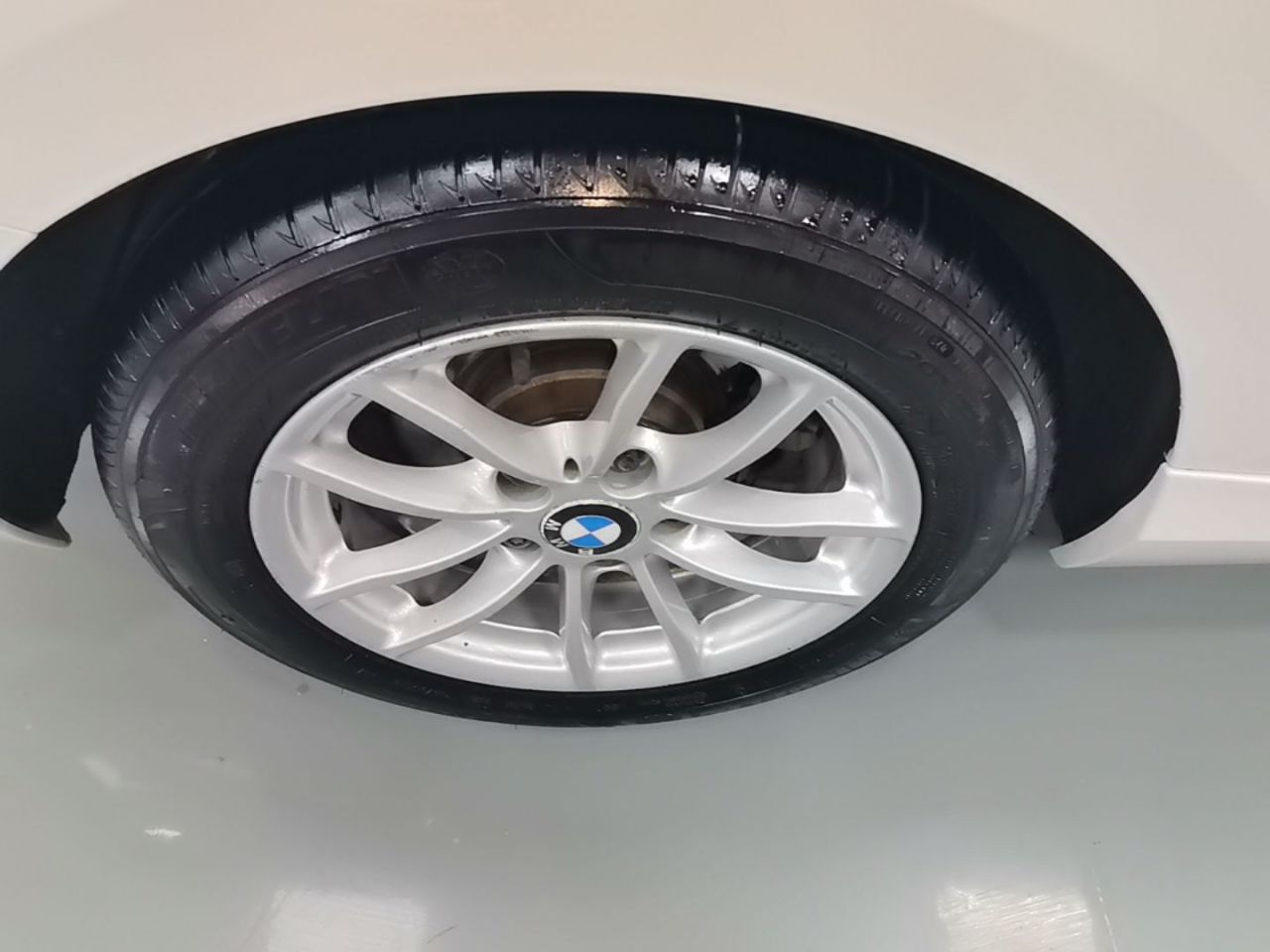 2 Series Imported 2015 218i photo 3