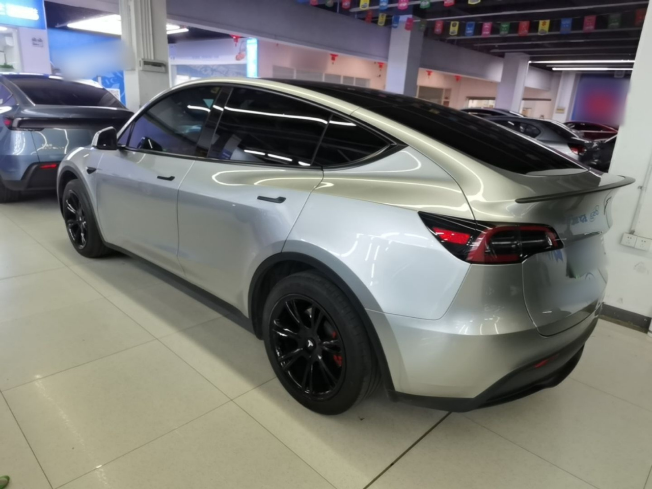 Model Y 2024 RWD photo 4