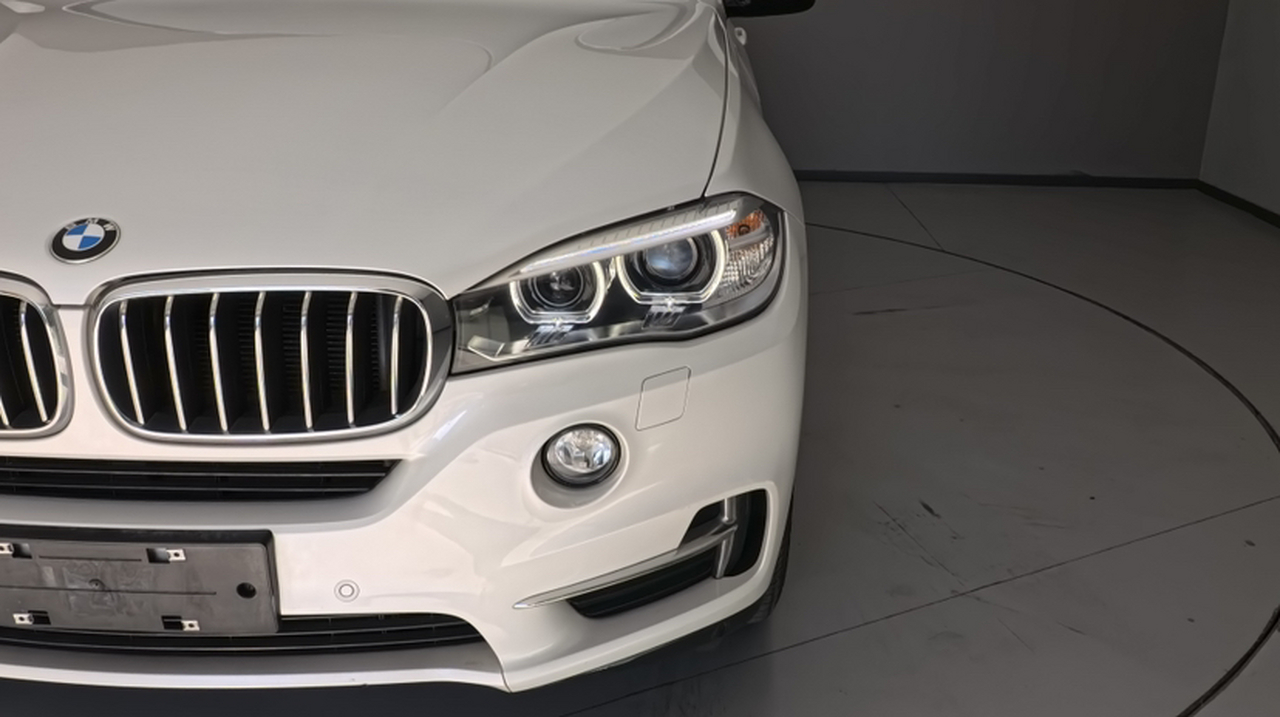 X5 Imported 2018 xDrive28i photo 3