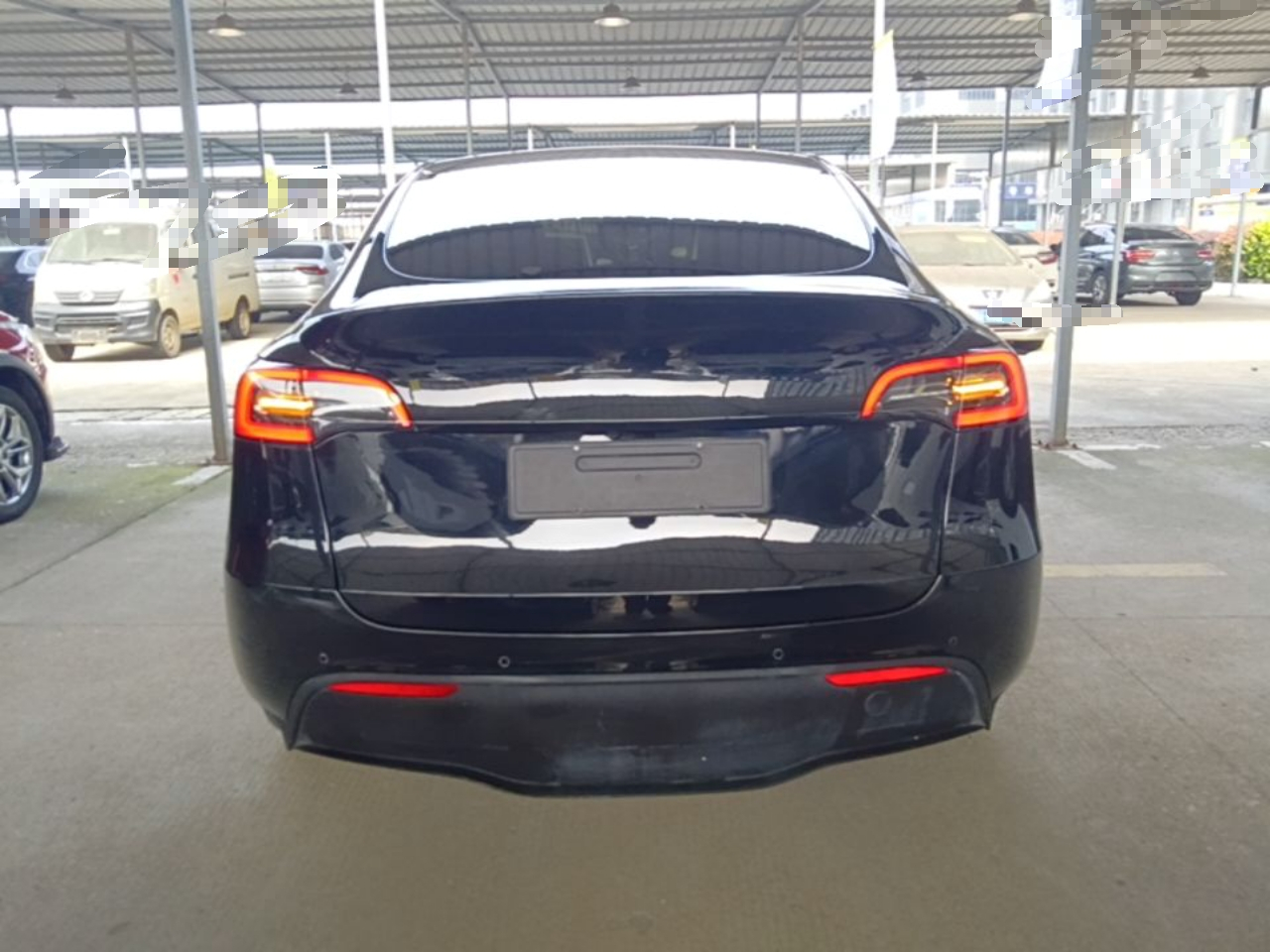 Model Y 2022 Facelift Long Range AWD photo 3