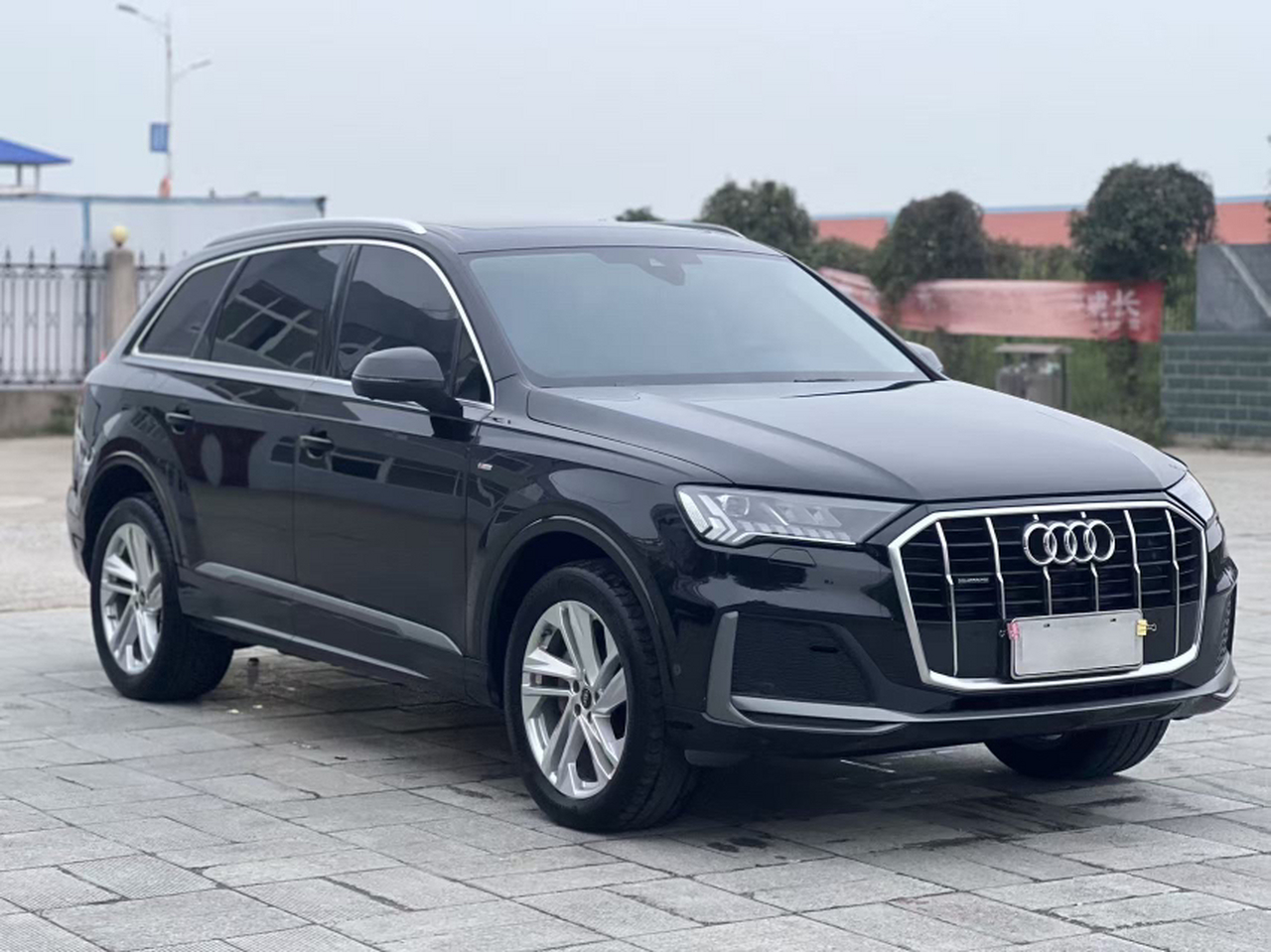 Q7 2023 45 TFSI quattro S line Sport photo 3