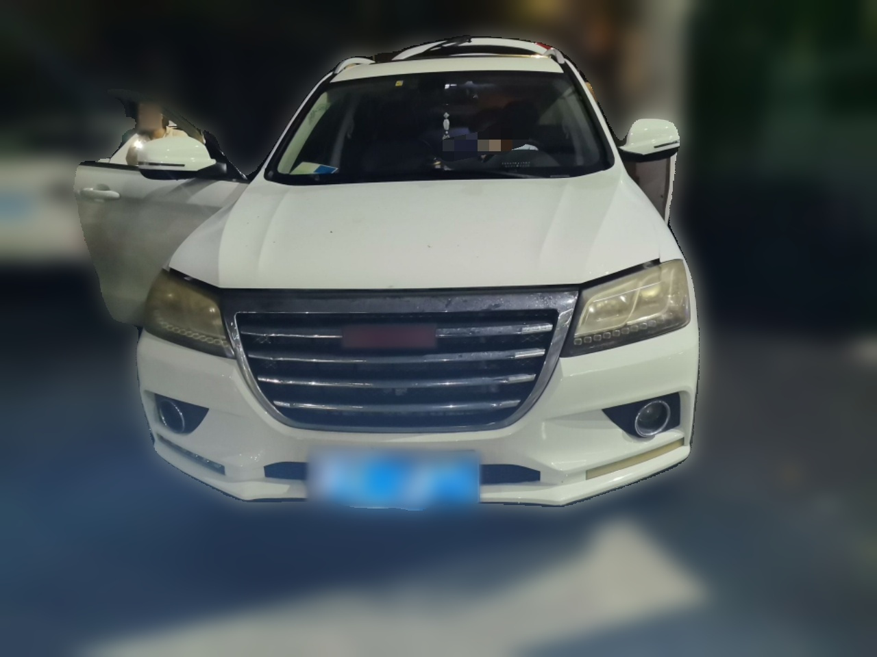 H2 2016 Red Label 1.5T AT RWD Luxury photo 2