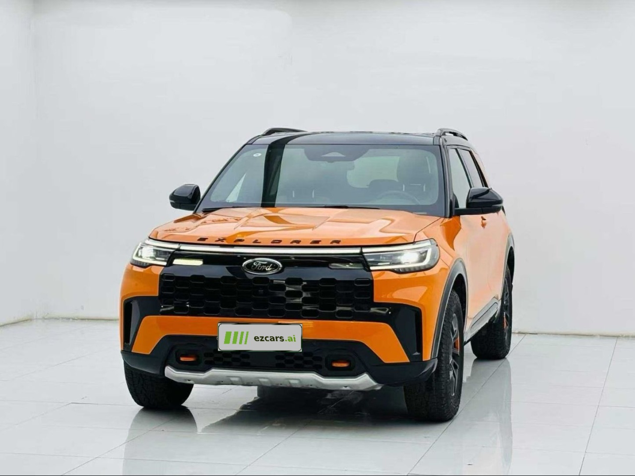 Explorer 2024 2.3T EcoBoost Summit 7-Seater