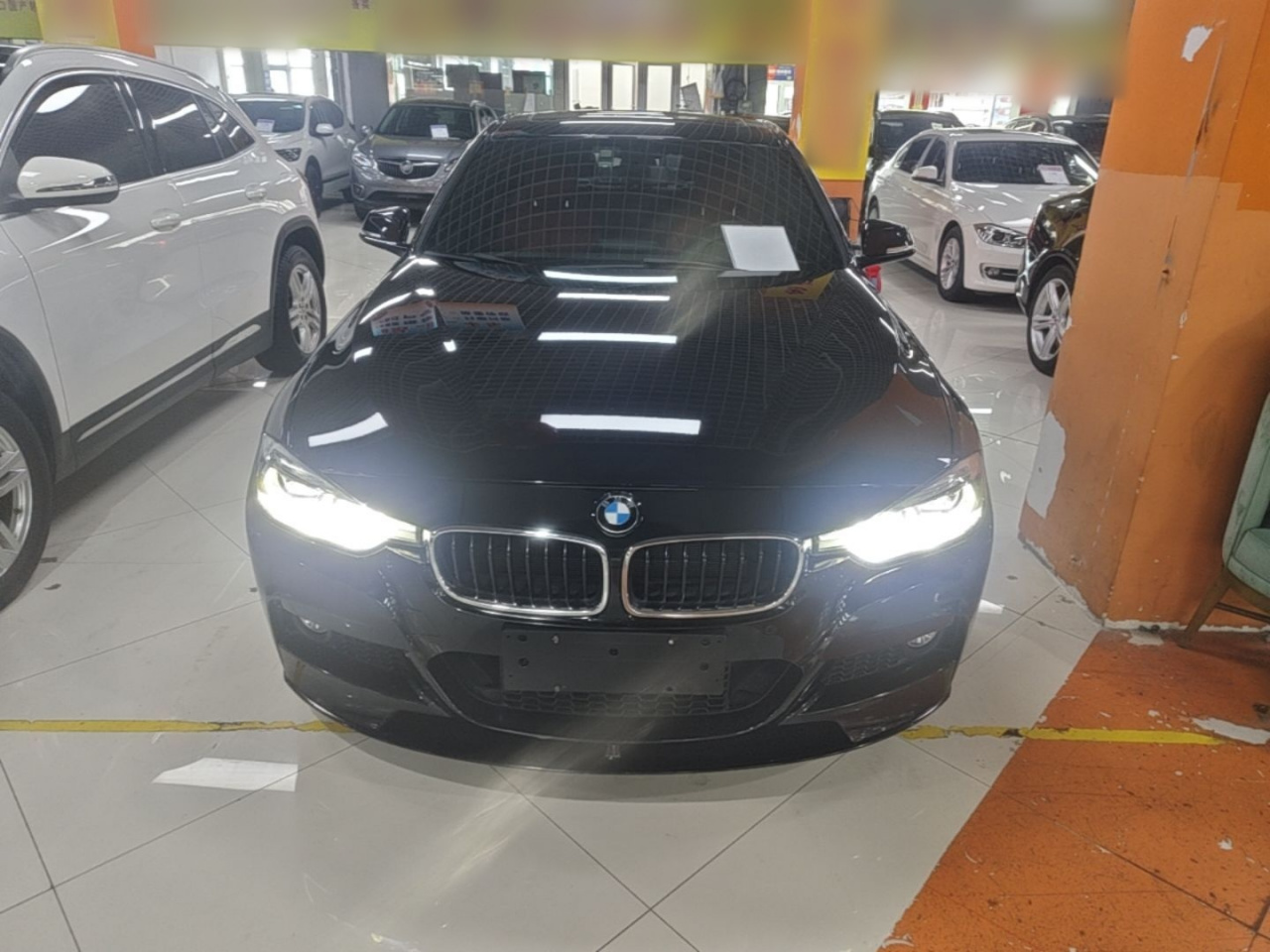 3 Series 2019 320i M Sport Package photo 2