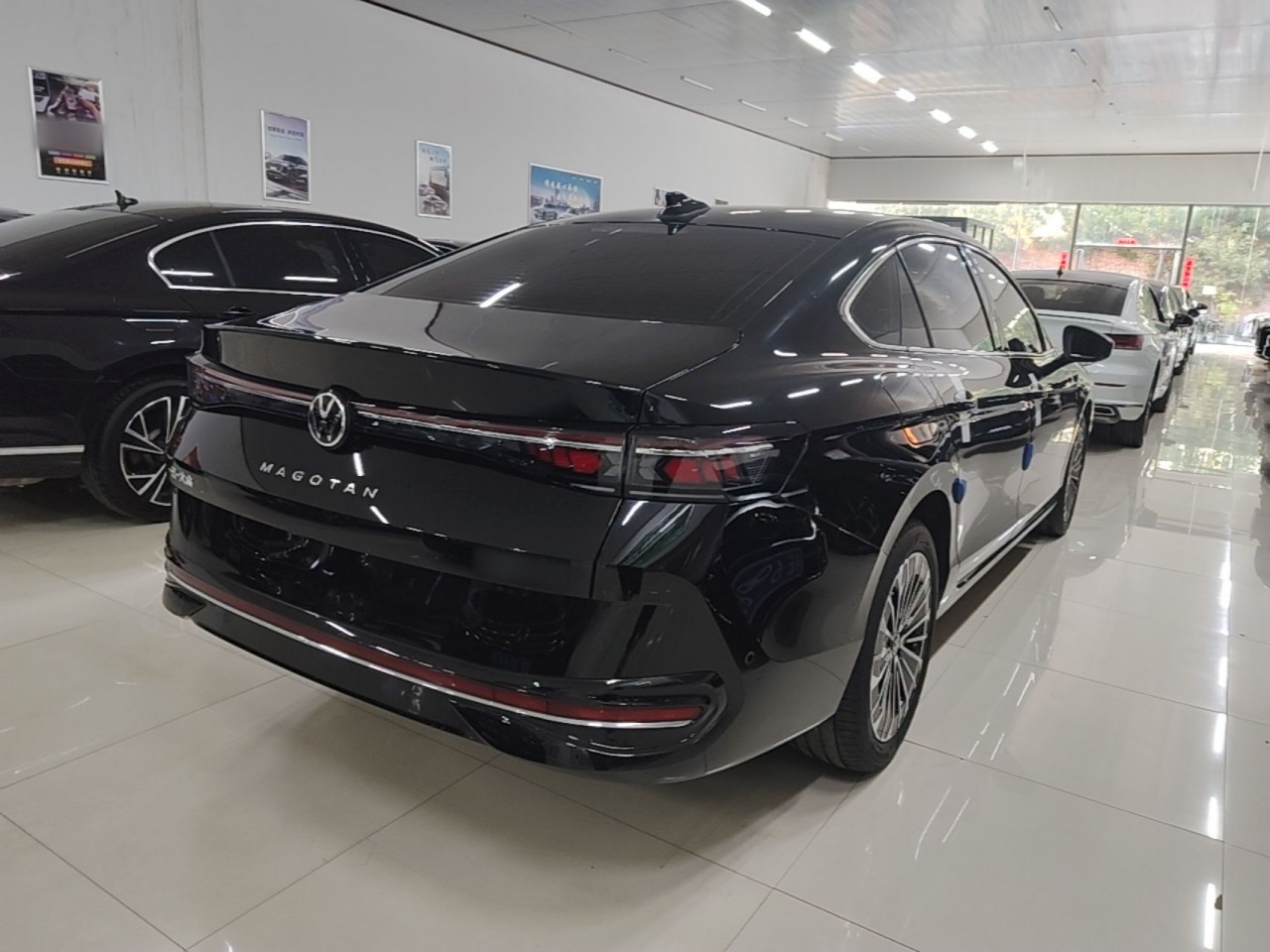 Magotan 2024 380TSI DSG Premium Domy photo 4