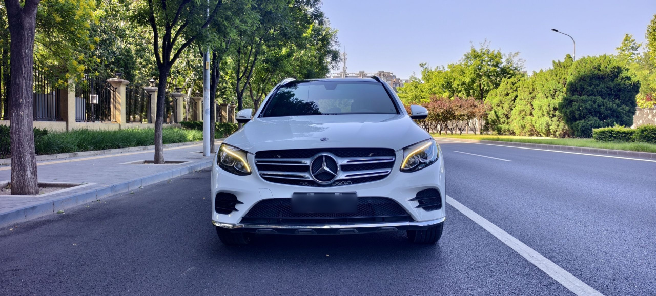 GLC 2019 GLC 260 L 4MATIC Dynamic photo 2