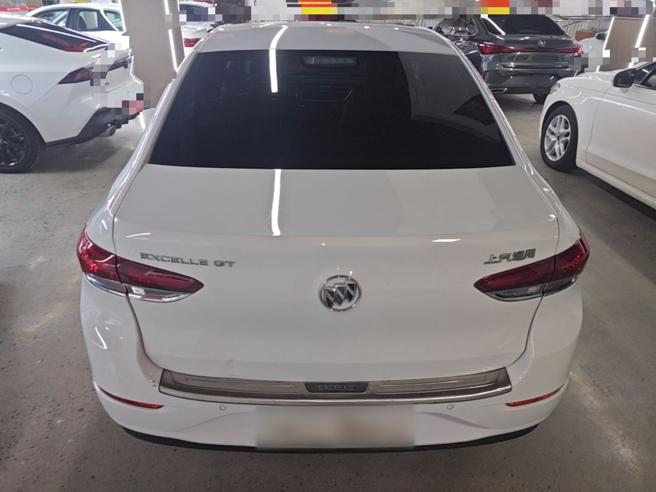 Excelle 2021 Facelift Classic 1.5L AT Elite photo 5