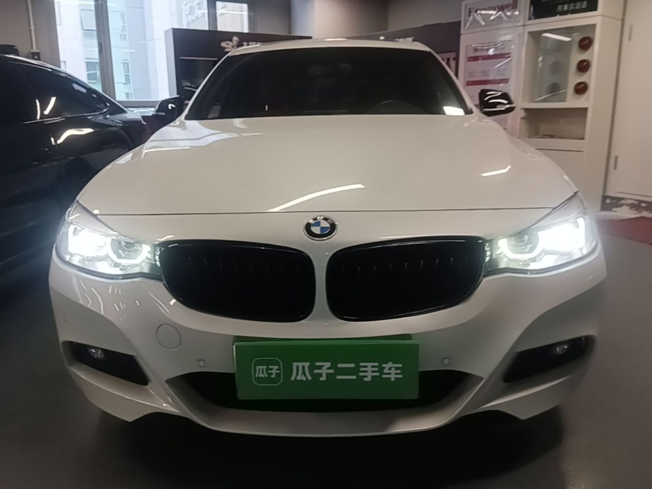 3 SeriesGT 2020 320i M Sport photo 2