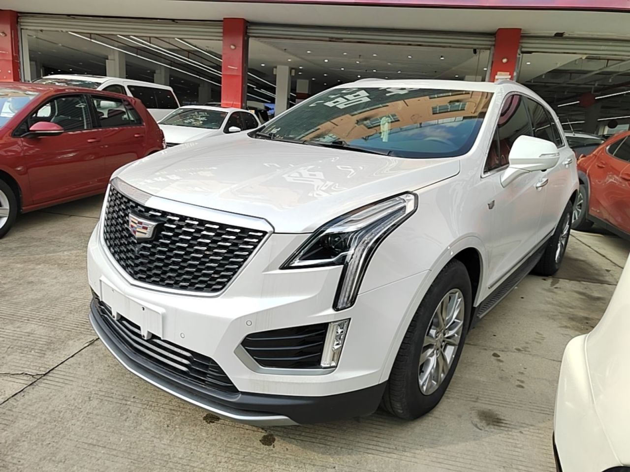 XT5 2021 28T Luxury