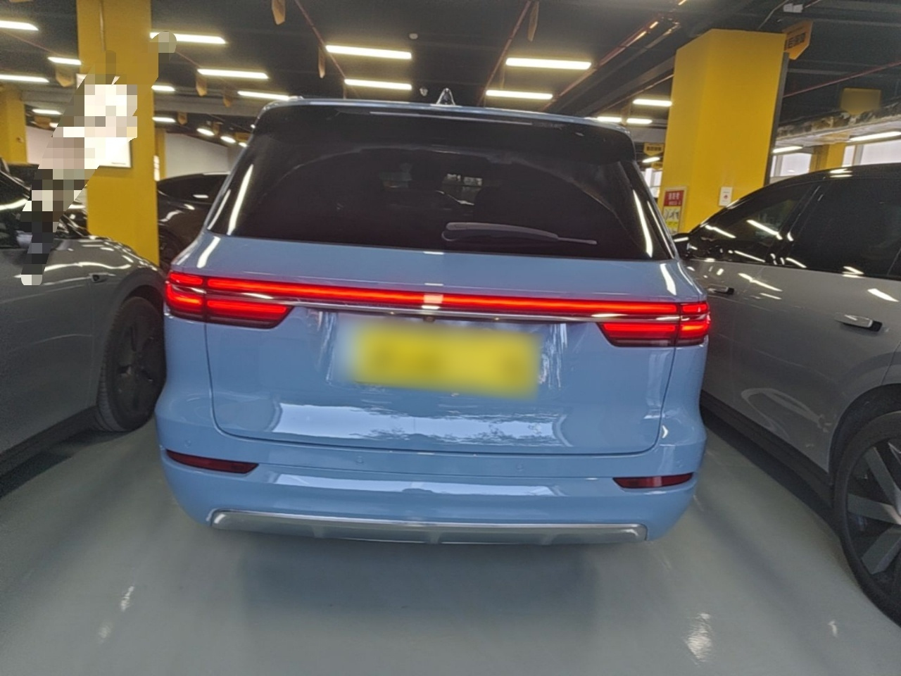 Li Auto ONE 2021 EREV 6-Seater photo 5
