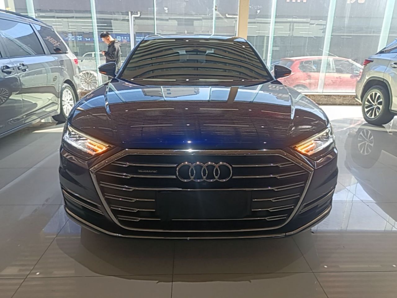 A8 2019 Plus A8L 50 TFSI quattro Comfort photo 2