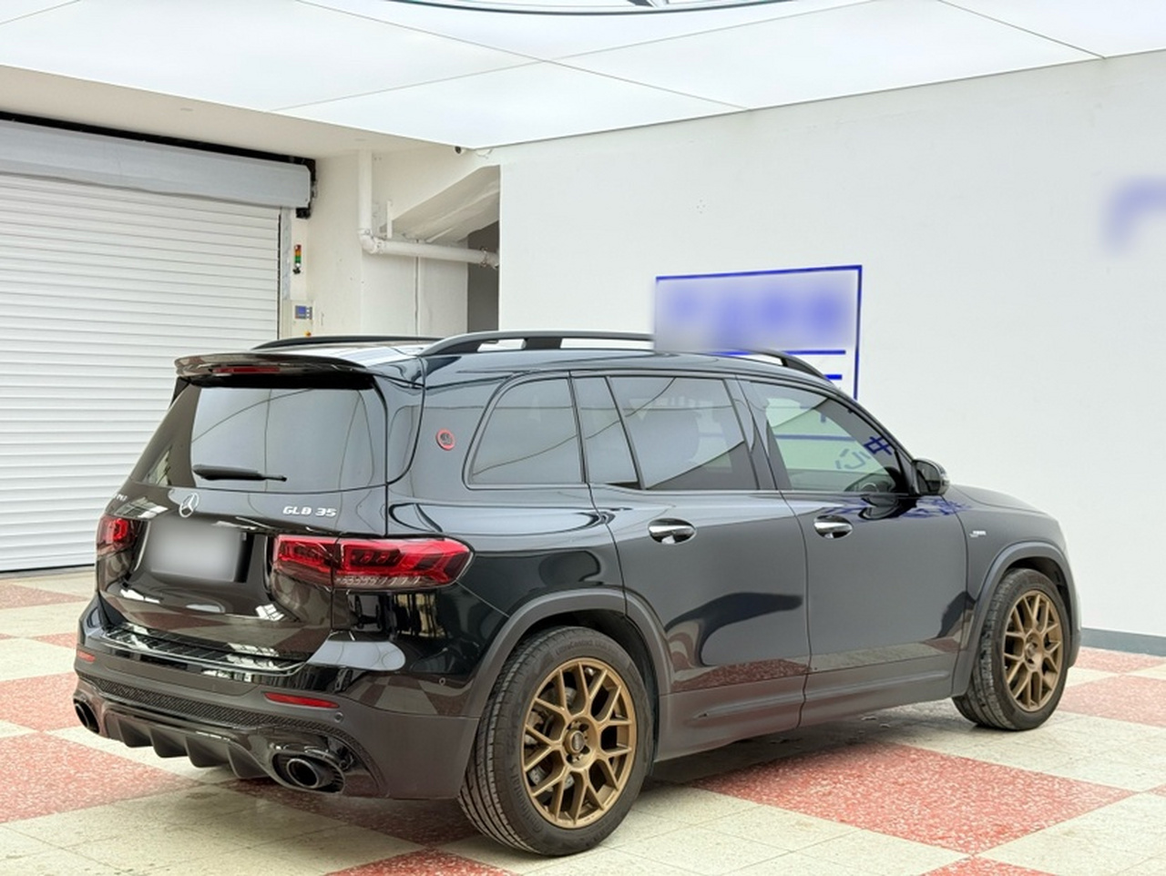 GLB AMG 2021 Facelift AMG GLB 35 4MATIC photo 2