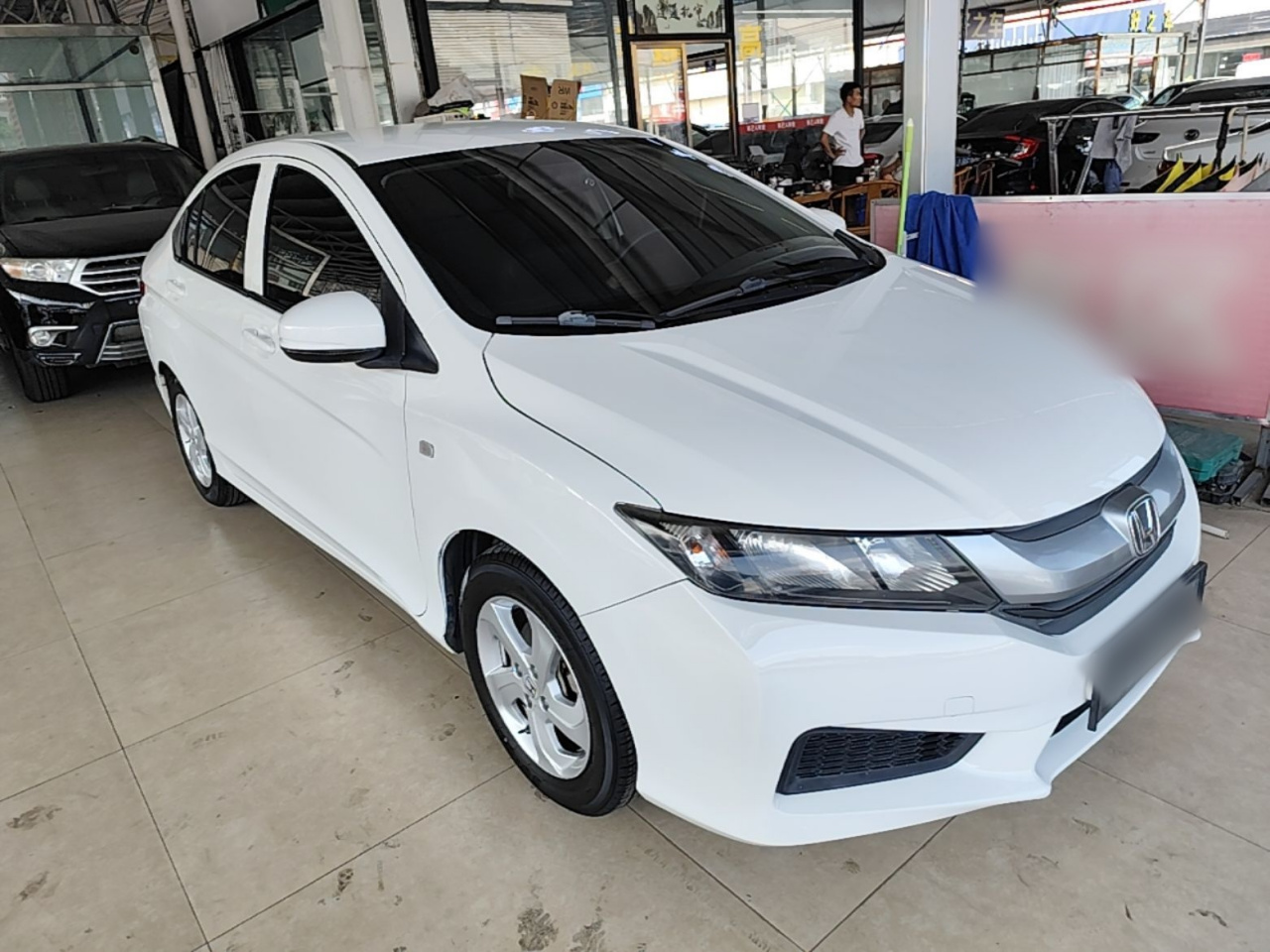 2017 1.5L CVT Elite photo 3