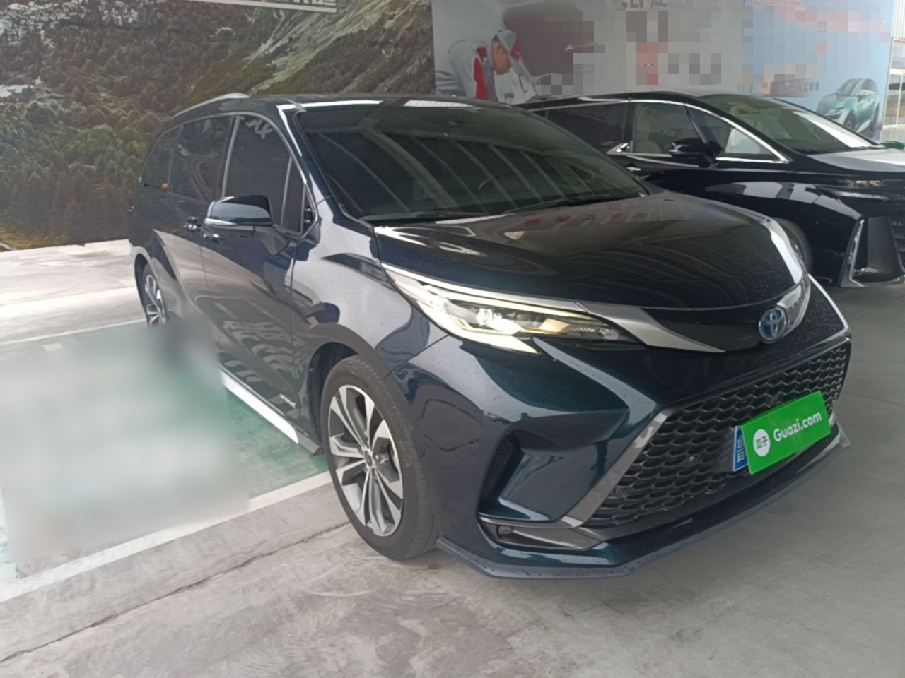 Granvia 2023 2.5L Hybrid Flagship VIP photo 5