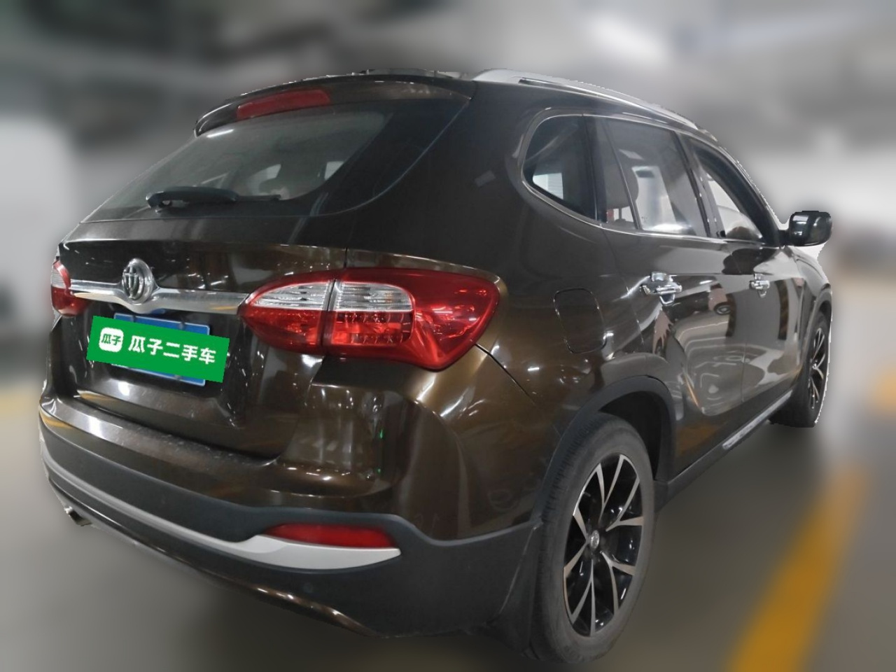 Zhonghua V5 2014 1.5T AT RWD Sport photo 4