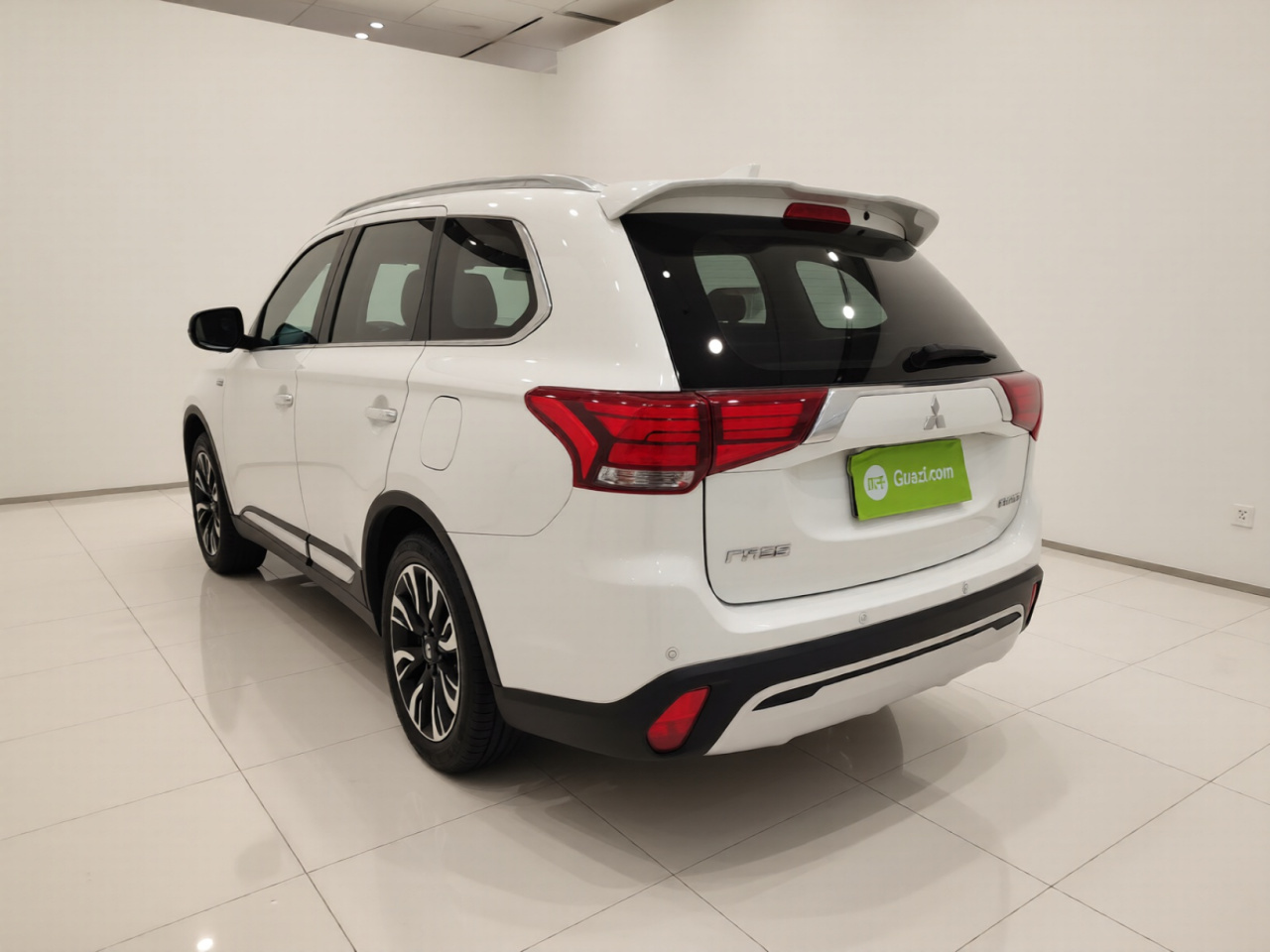 Outlander 2020 2.4L AWD Enjoy 5-Seater photo 4