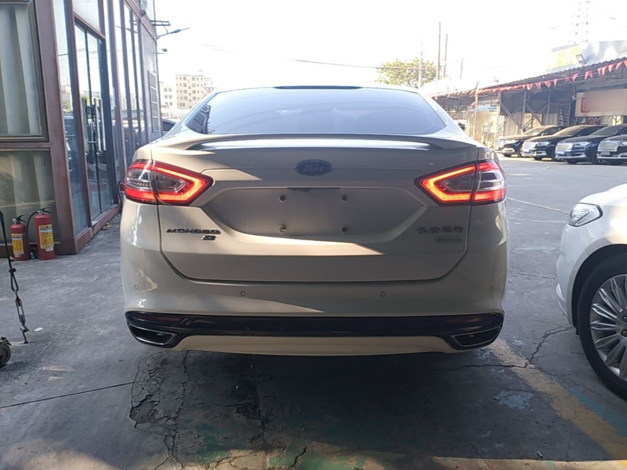 Mondeo 2013 2.0L GTDi240 Luxury Sport photo 5