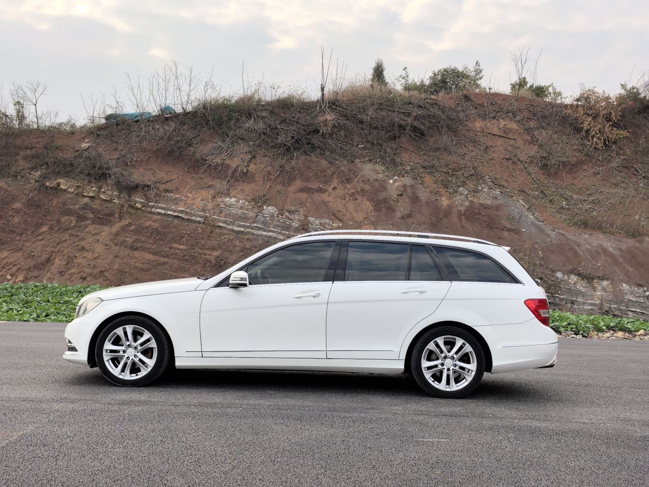 C-Class Imported 2011 C 200 Fashion Wagon photo 4