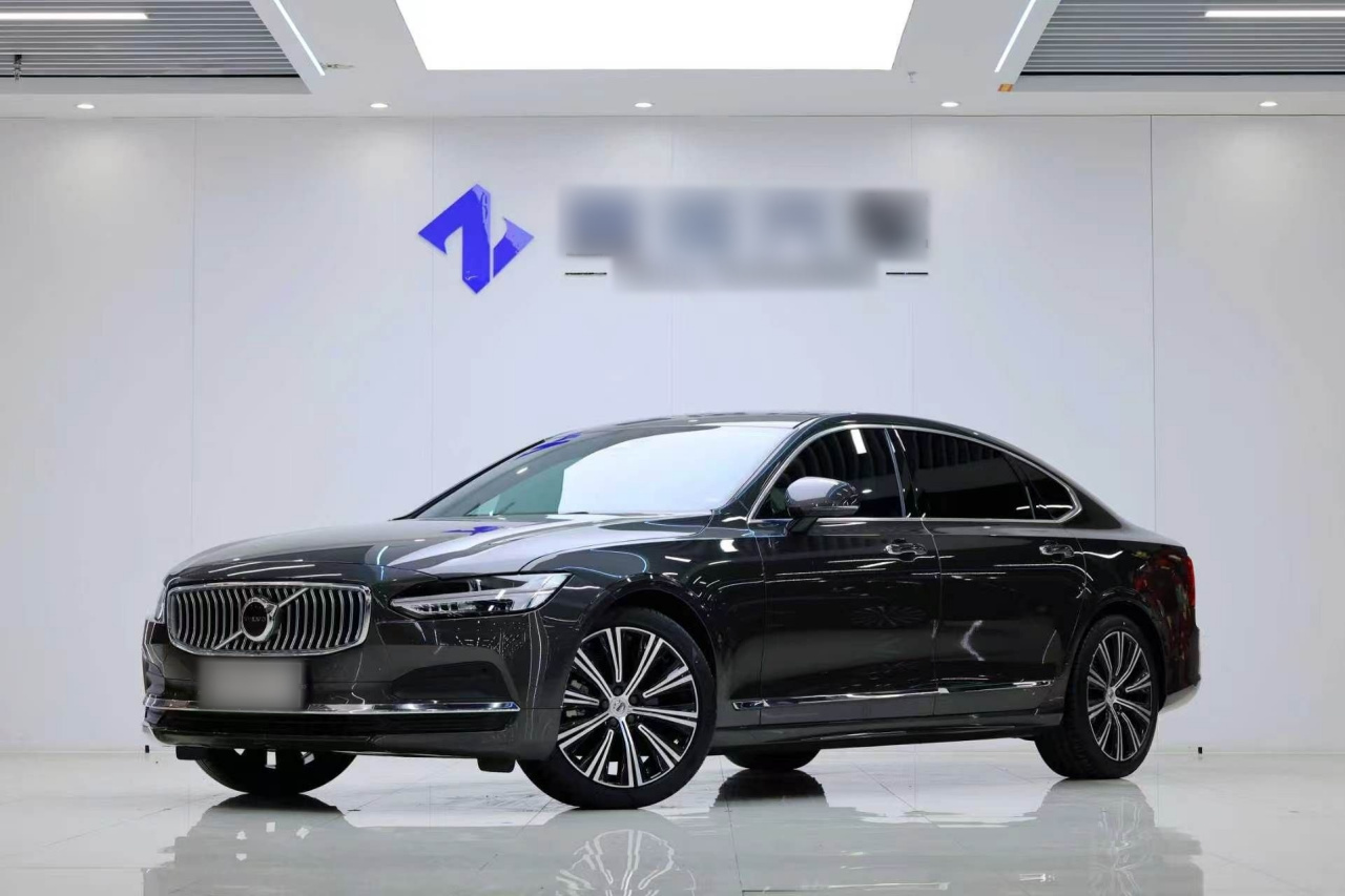S90 2023 B5 Luxury