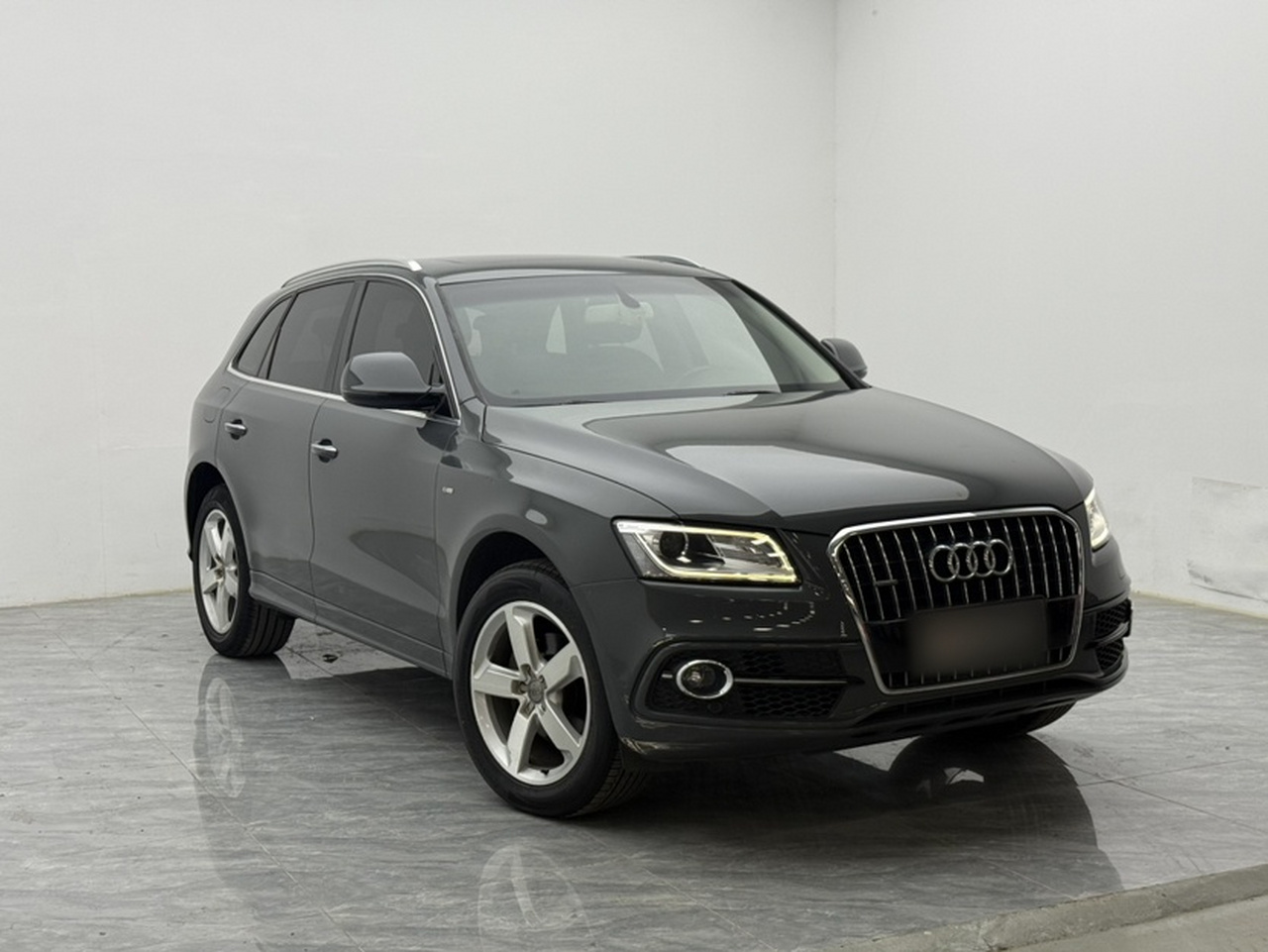 Q5 2017 Plus 40 TFSI Progressive photo 3