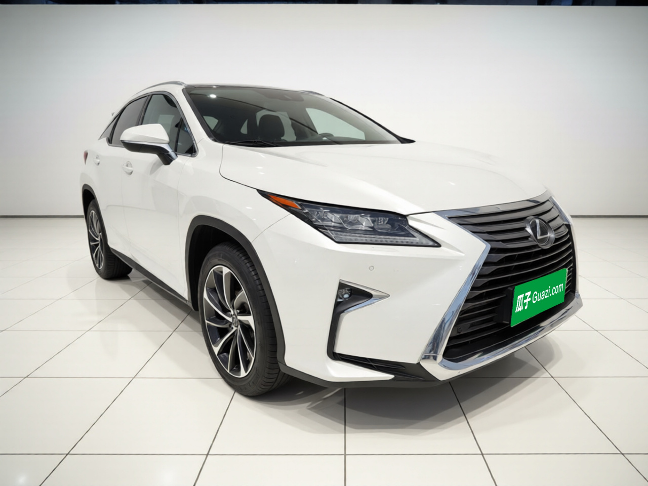 RX 2016 300 AWD Elegant China V photo 3