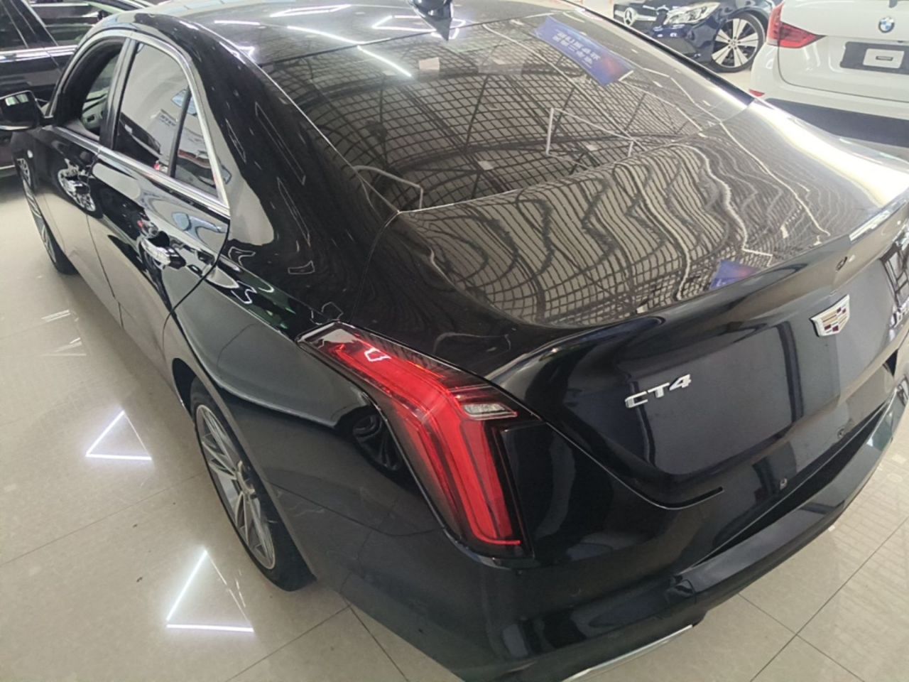CT4 2021 28T Luxury photo 4