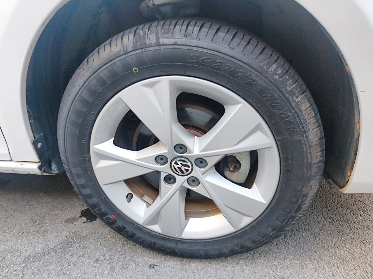 Bora 2015 1.6L AT Comfort photo 5