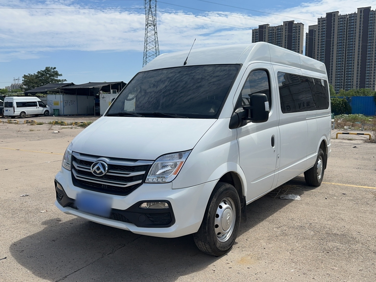 MAXUS V80 2025 Value 2.0T MT Long Wheelbase 127Ps 6/7/9-Seater