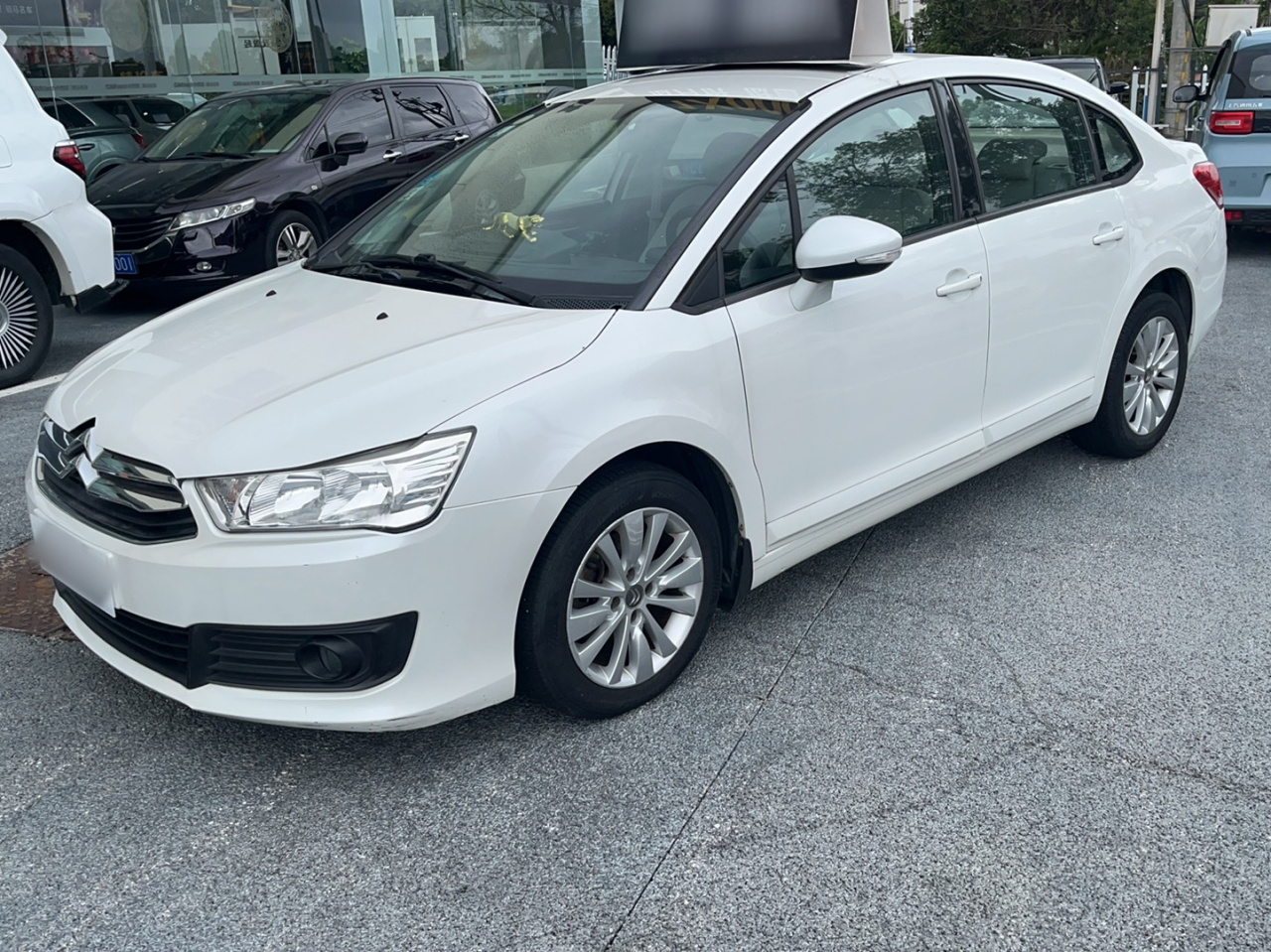 2013 Sedan 1.6L AT