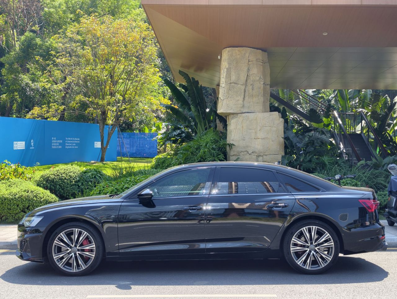A6L 2021 55 TFSI quattro Exclusive photo 4