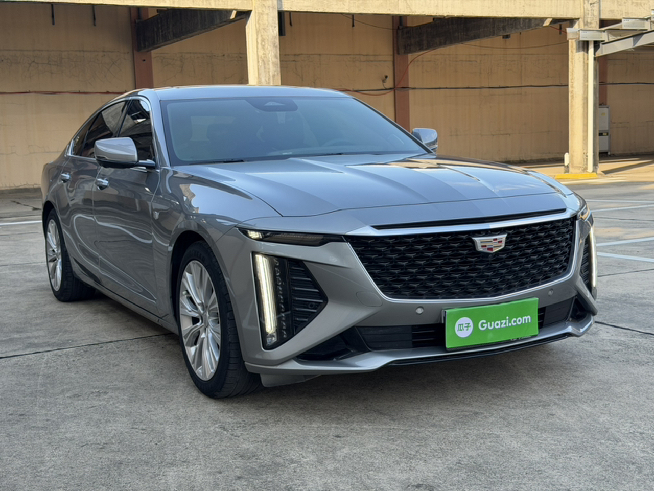 CT6 2023 28T Luxury photo 4