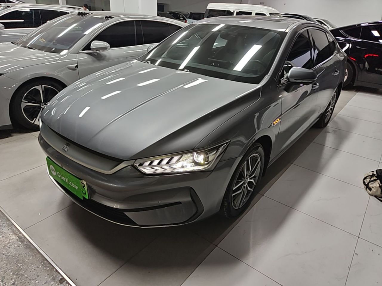 Qin PLUS 2023 Champion EV 420KM