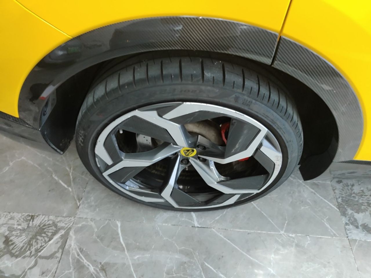 Lotus 2023 ELETRE R+ photo 3