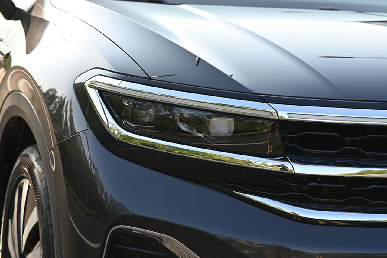 2022 380TSI AWD Luxury Pro 6-Seater photo 3