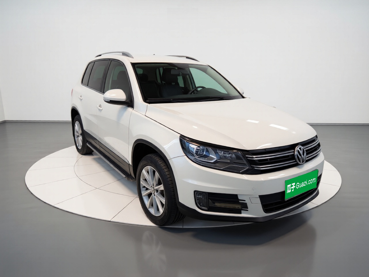 Tiguan 2015 1.8TSI AT RWD Comfort photo 2