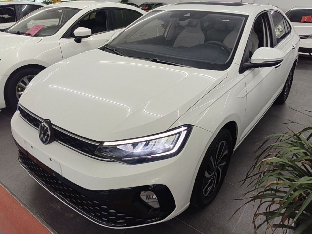 Lavida 2023 1.5L AT