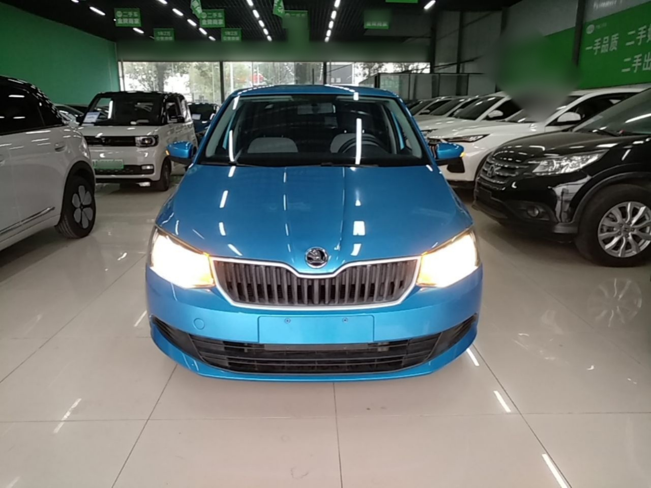 Fabia 2015 1.4L AT photo 2