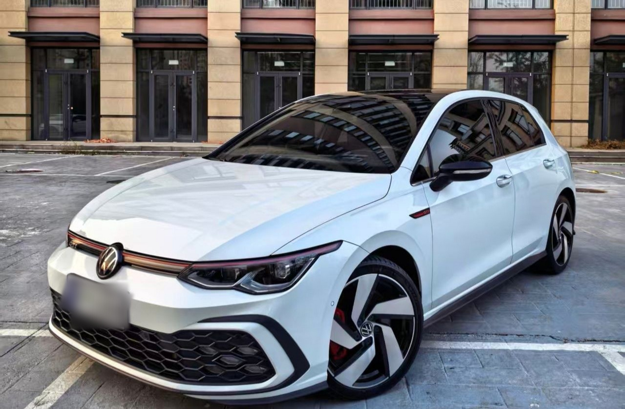Golf GTI 2021 Facelift 380TSI DSG GTI photo 2