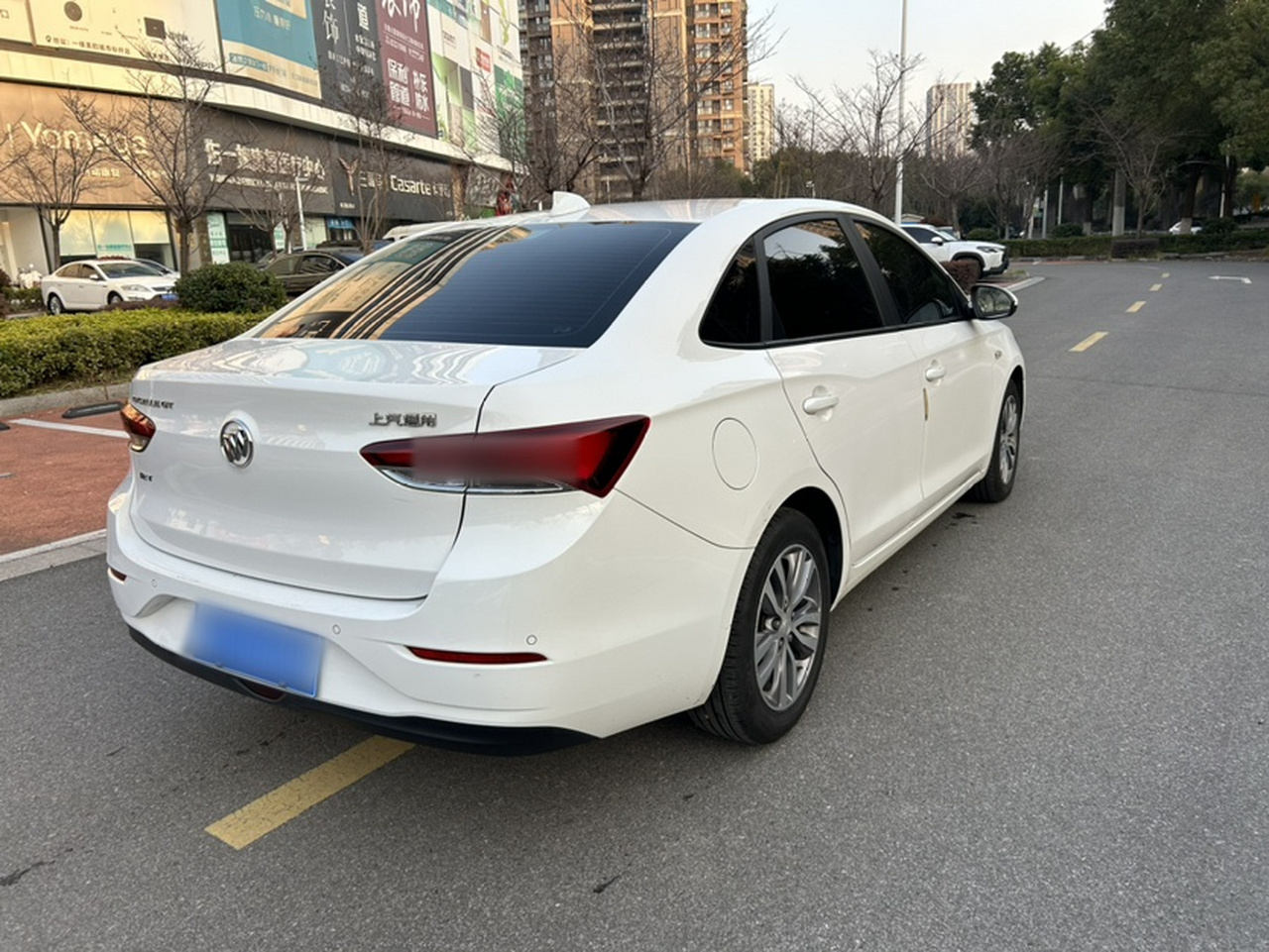 Excelle 2019 18T AT Elite China VI photo 4