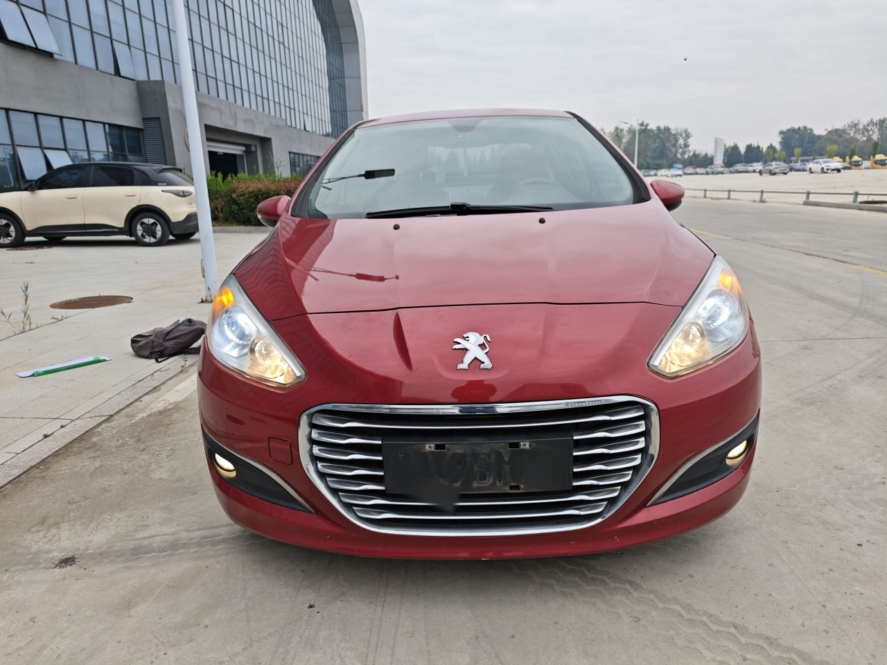 308 2014 Classic 1.6L AT photo 2