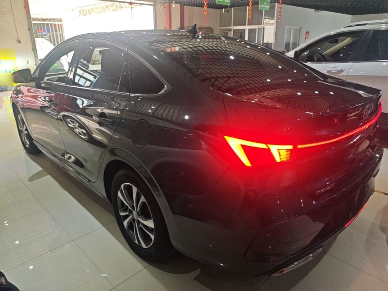Eado 2023 Enjoy PLUS NE 1.4T GDI DCT Premium photo 4