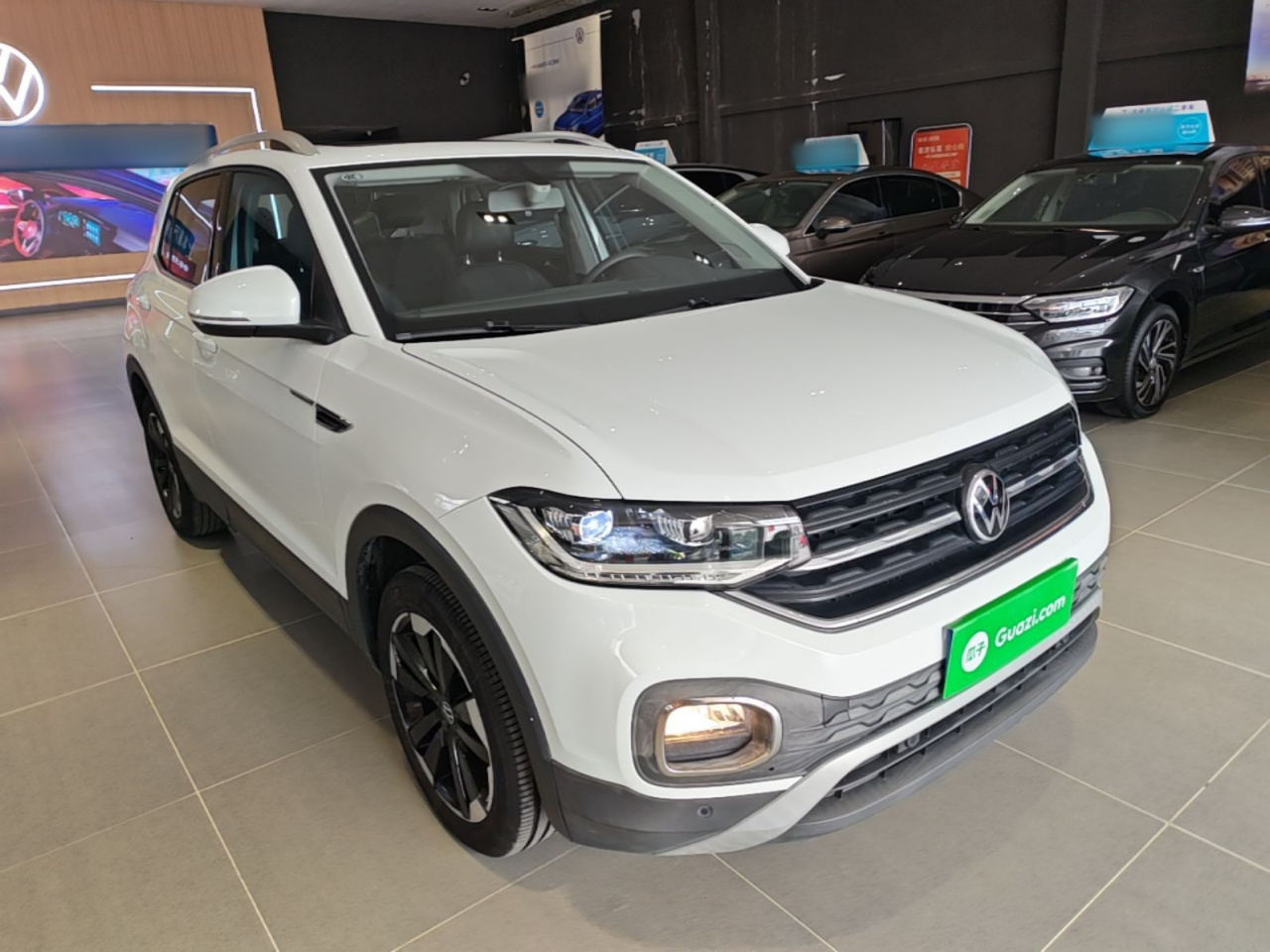 2023 200TSI DSG Connected photo 3