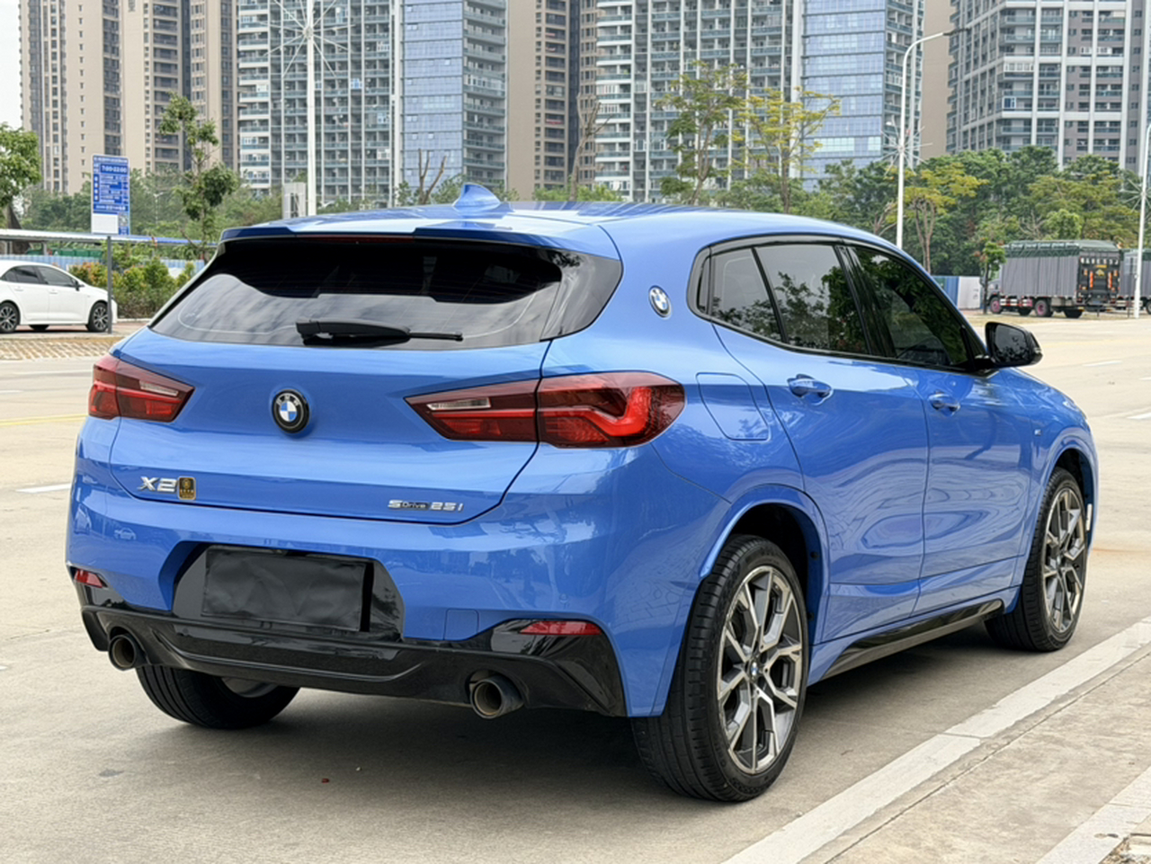 X2 2021 Facelift sDrive25i photo 3